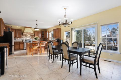 16363 Springview Dr, Lockport, IL 60441 photo 4