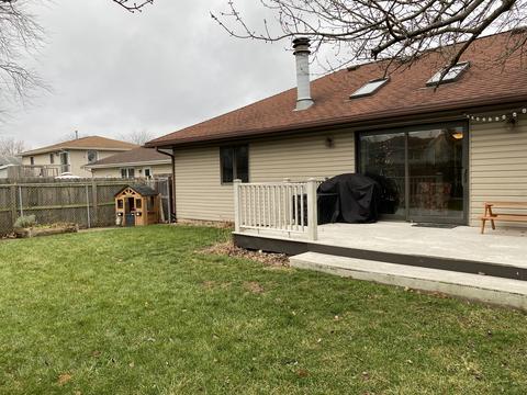 19 Cedar Ct, Bloomington, IL 61701 photo 3