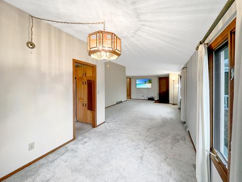 2388 Eagle Dr, Freeport, IL 61032 photo 13