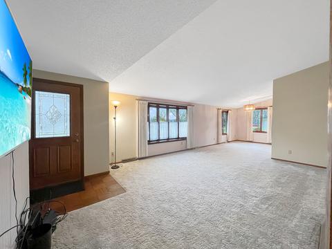 2388 Eagle Dr, Freeport, IL 61032 photo 7