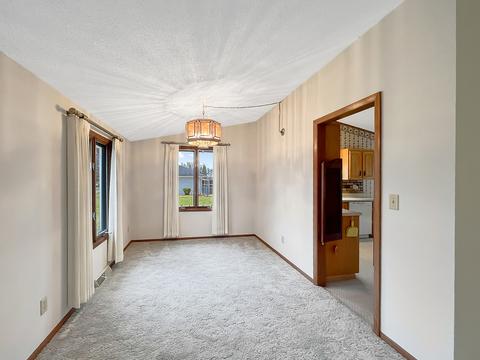 2388 Eagle Dr, Freeport, IL 61032 photo 14