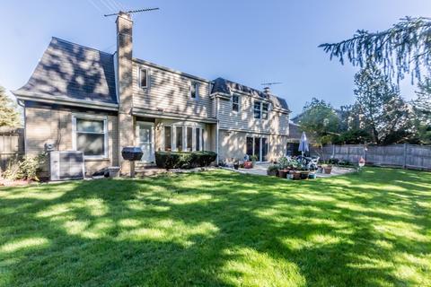 3919 Michael Ln, Glenview, IL 60026 photo 4
