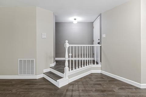 1772 Gloucester Ct #A, Wheaton, IL 60189 photo 3