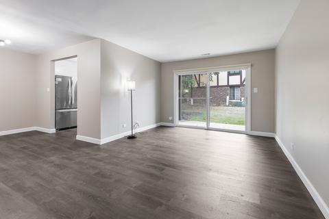 1772 Gloucester Ct #A, Wheaton, IL 60189 photo 5