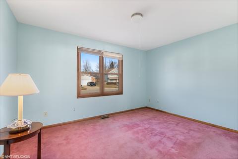 3109 W Lorient Dr, Mchenry, IL 60050 photo 13
