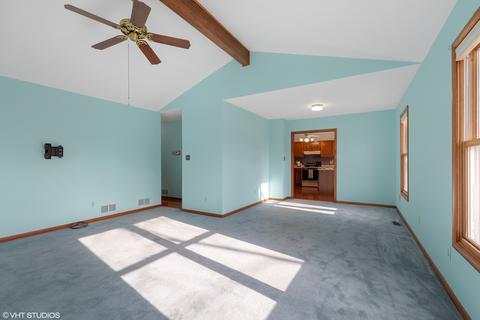 3109 W Lorient Dr, Mchenry, IL 60050 photo 9