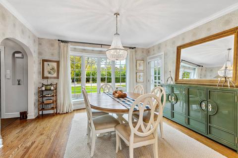 908 Wagner Rd, Glenview, IL 60025 photo 5
