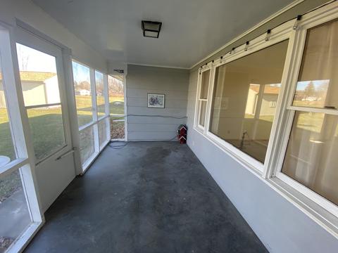 402 E Park St, Morrison, IL 61270 photo 12