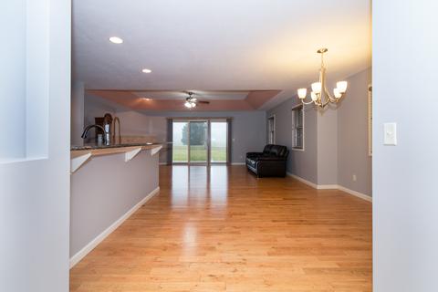 1753 Lockspur Way, Normal, IL 61761 photo 2