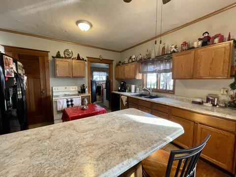 311 E Jackson St, Ohio, IL 61349 photo 17