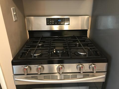 540 Simms St, Aurora, IL 60505 photo 10