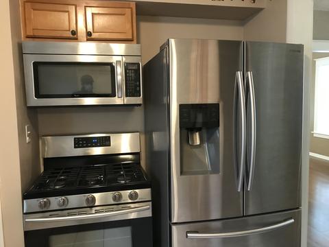 540 Simms St, Aurora, IL 60505 photo 9