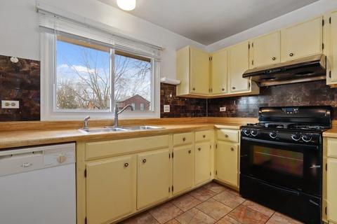 971 Stuart Dr, Bartlett, IL 60103 photo 10