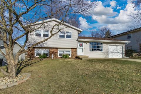 1706 Jacobssen Dr, Normal, IL 61761 photo 2