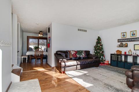 1706 Jacobssen Dr, Normal, IL 61761 photo 3