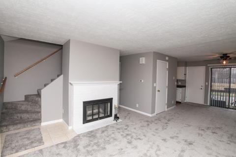 1405 E Vernon Ave #9, Normal, IL 61761 photo 2