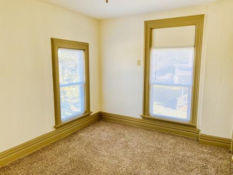 402 E 2nd St, Rock Falls, IL 61071 photo 8