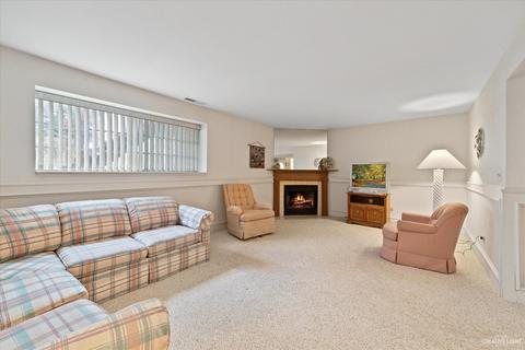 1452 Foxcroft Dr, Aurora, IL 60506 photo 16
