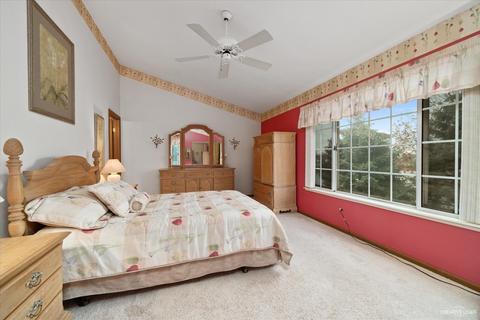 1452 Foxcroft Dr, Aurora, IL 60506 photo 9