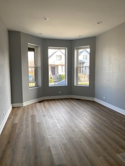 6448 S Eberhart Ave, Chicago, IL 60637 photo 2