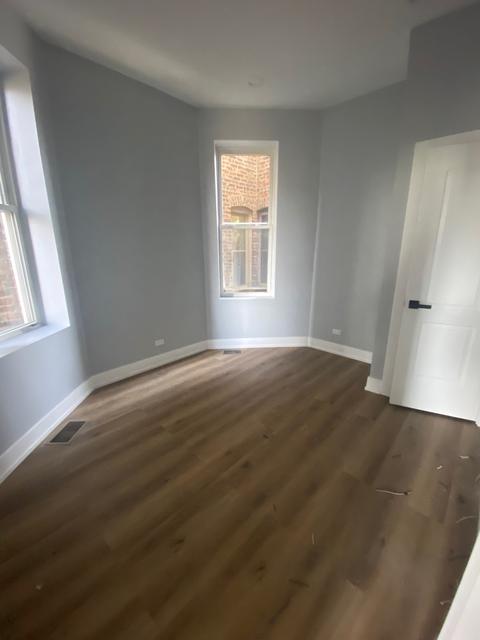 6448 S Eberhart Ave, Chicago, IL 60637 photo 3