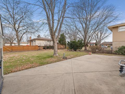 80 Dulles Rd, Des Plaines, IL 60016 photo 19