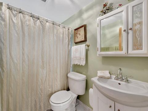 80 Dulles Rd, Des Plaines, IL 60016 photo 18