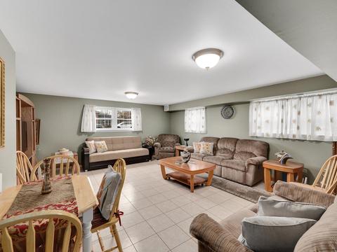 80 Dulles Rd, Des Plaines, IL 60016 photo 16