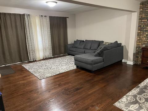 18135 Clyde Ave, Lansing, IL 60438 photo 6