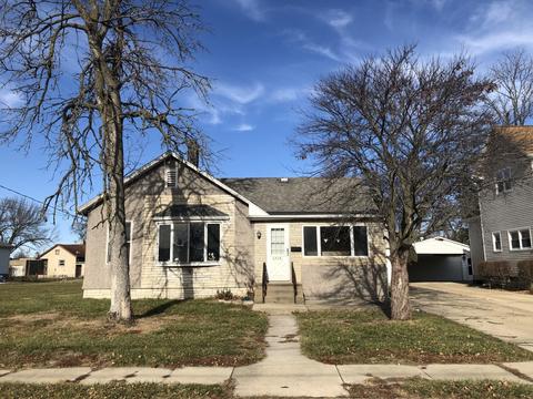 1715 8th St, Peru, IL 61354 photo 1