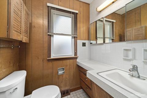 1024 Lyford Ln, Wheaton, IL 60189 photo 19