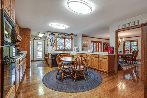 889 Willow Rd, Winnetka, IL 60093 photo 4