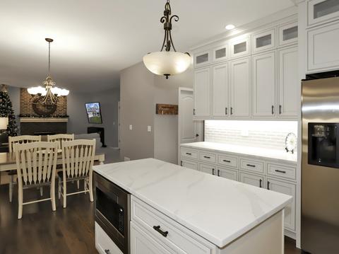 2574 Rourke Dr, Aurora, IL 60503 photo 9