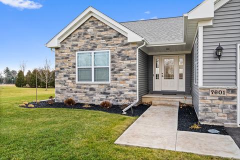 7601 Haymaker Ln, Cherry Valley, IL 61016 photo 4