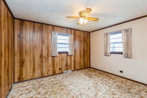 166 S Melrose Ave, Elgin, IL 60123 photo 8