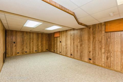 166 S Melrose Ave, Elgin, IL 60123 photo 16