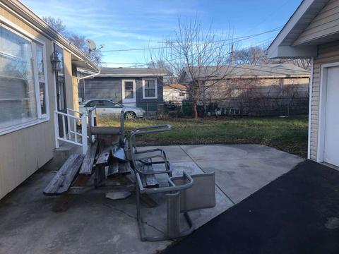 23 Arrowhead Dr, Thornton, IL 60476 photo 4