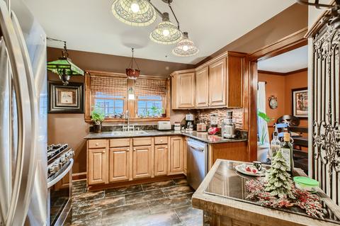 506 Preston Ave, Elgin, IL 60120 photo 11