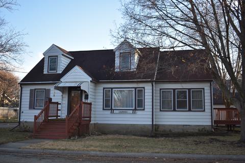 214 E 8th St, Dixon, IL 61021 photo 1