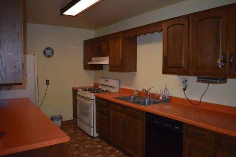 214 E 8th St, Dixon, IL 61021 photo 6