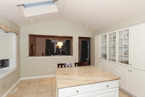 288 Jervey Ln, Bartlett, IL 60103 photo 14
