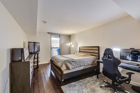 201 E Chestnut St #7F, Chicago, IL 60610 photo 15