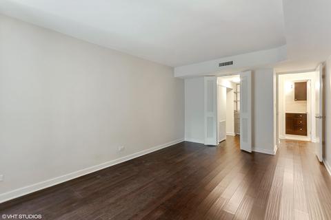 201 E Chestnut St #7F, Chicago, IL 60610 photo 18