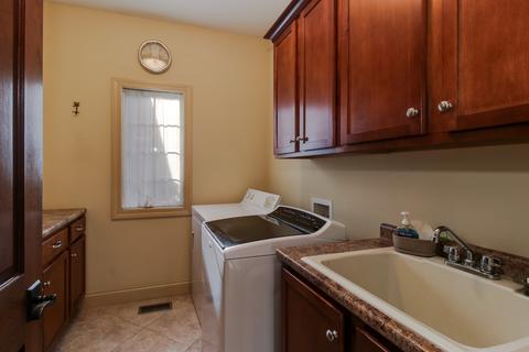 41 Stonebrook Ct, Bloomington, IL 61704 photo 35