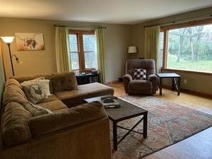6819 S Solon Rd, Mchenry, IL 60050 photo 2