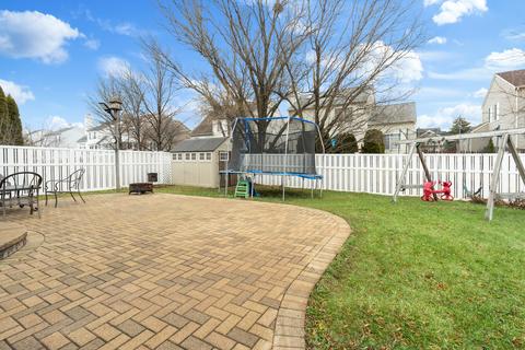425 Summersweet Ln, Bartlett, IL 60103 photo 28