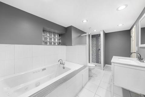 27 E 101st St, Chicago, IL 60628 photo 3