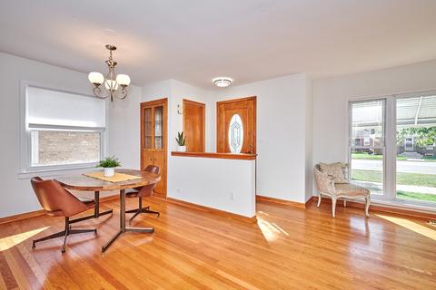 7434 W Devon Ave, Chicago, IL 60631 photo 2