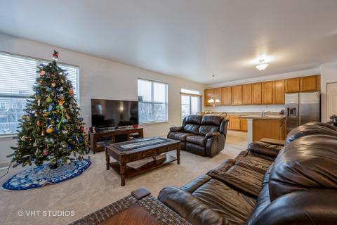 582 Limerick Dr, Elgin, IL 60123 photo 10
