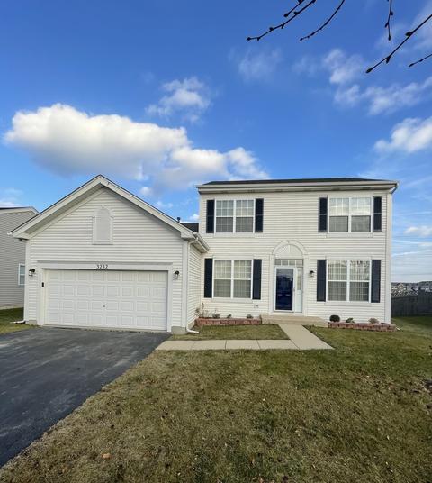 3232 Thunderbird Ct, Aurora, IL 60503 photo 1